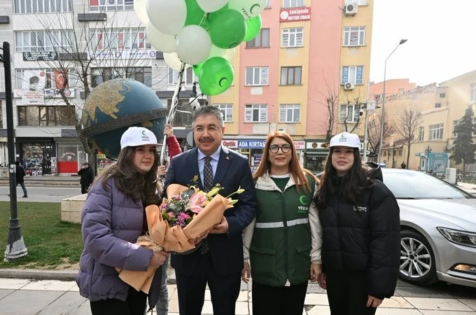 Resimler ve müziklerle bağımlılıklar anlatıldı 