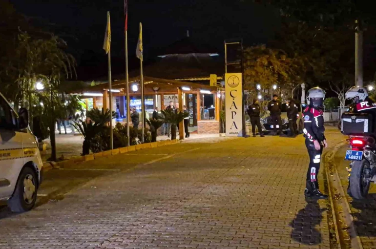 Restoranda önce selamlaştılar, sonra silahlar konuştu: 1 ölü, 1 yaralı 