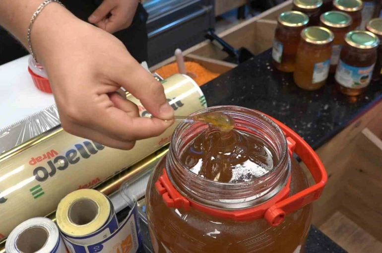 Rizeli bal üreticileri uyarıyor: "Bal güvene dayalı alınır ve tüketilir" 