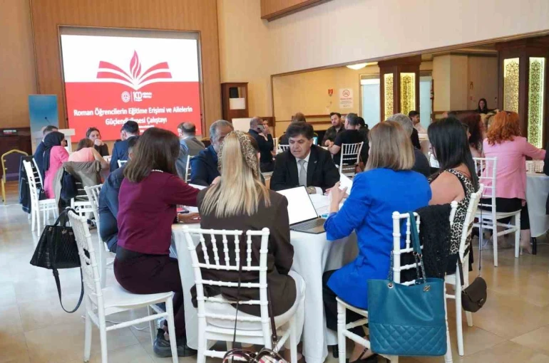 Roman Öğrencilerin Eğitime Erişimi Çalıştayı Mersin’de yapıldı 