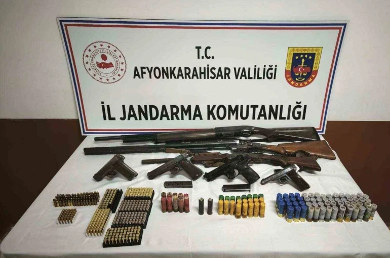 Ruhsatsız silah operasyonunda bir kişi gözaltına alındı 