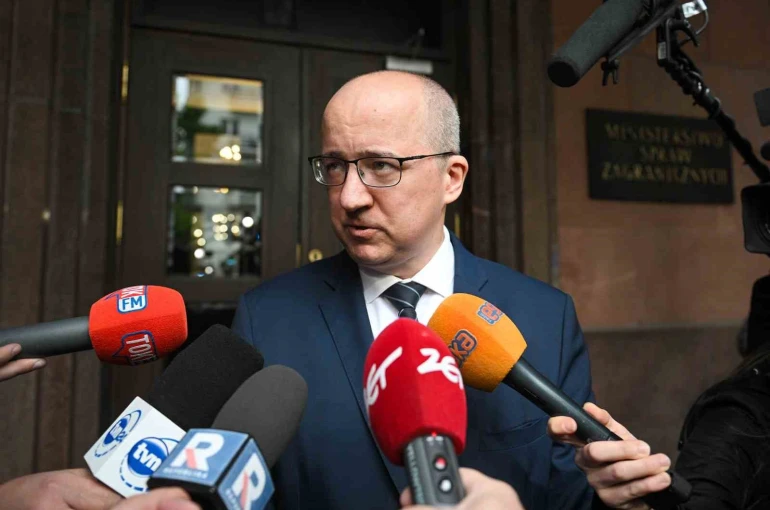 Rusya’nın Polonya Maslahatgüzarı, Polonya’nın hava sahasının ihlal edildiğini yalanladı 