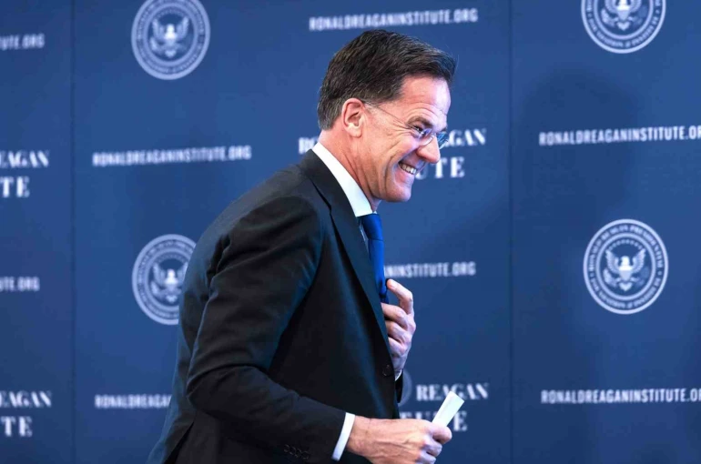 Rutte: "ABD Başkanı Trump’ın çok fazla müttefikin yanında olmadığı duygusundan kaynaklanan hayal kırıklığını hissettim"