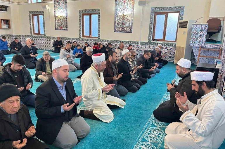 Sabah namazında buluştular 