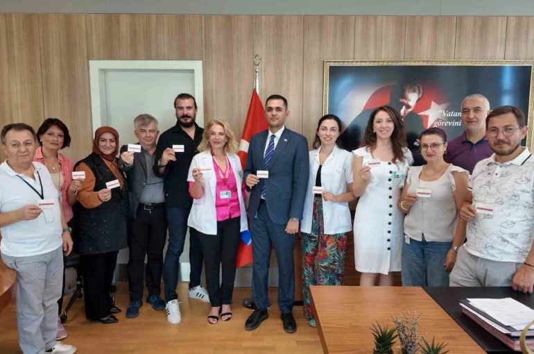Sağlık çalışanlarından anlamlı bağış 