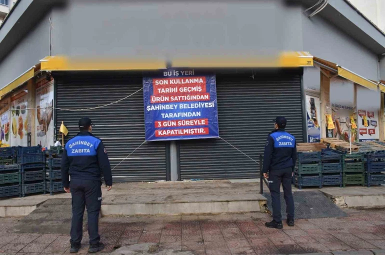 Şahinbey Belediyesi’nden tarihi geçmiş ürün satan markete kapatma cezası 