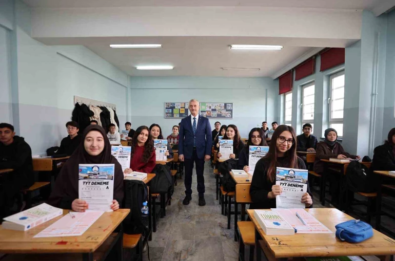 Şahinbey’den sınava hazırlanan öğrencilere önemli destek 