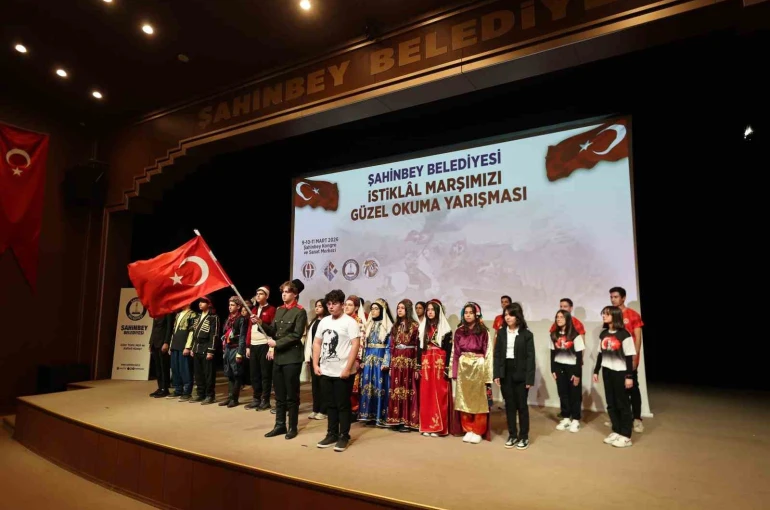 Şahinbeyli öğrenciler İstiklal Marşını en güzel okumak için yarıştı