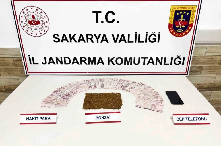 Sakarya’da 3 ilçede uyuşturucu operasyonu: 4 tutuklama 