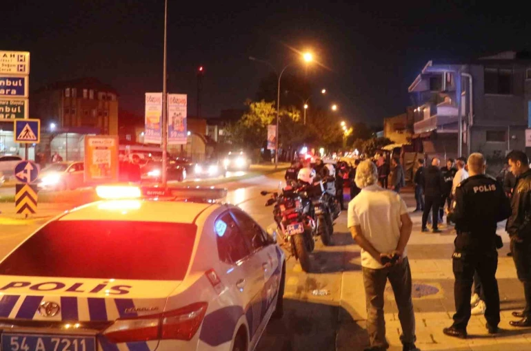 Sakarya’da iki grup arasındaki kavga polisin müdahalesiyle son buldu 