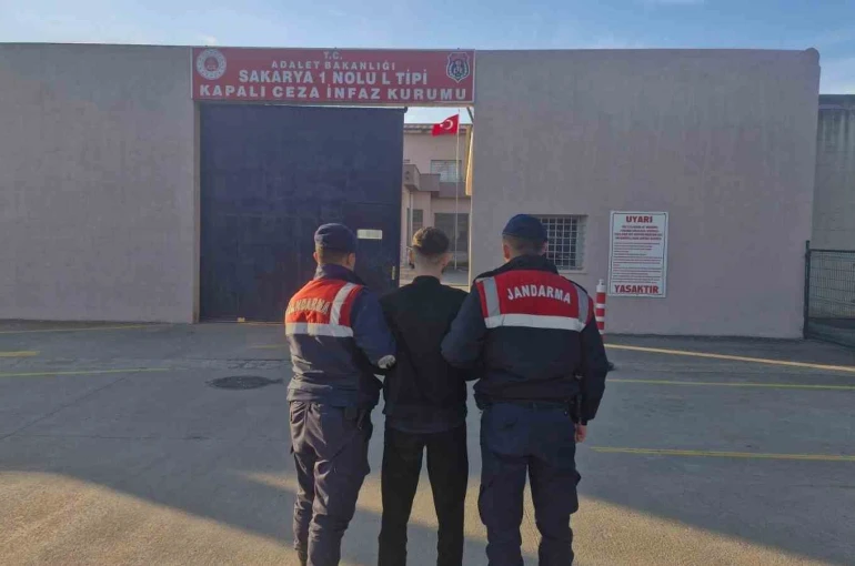Sakarya’da zehir taciri suçüstü yakalandı 