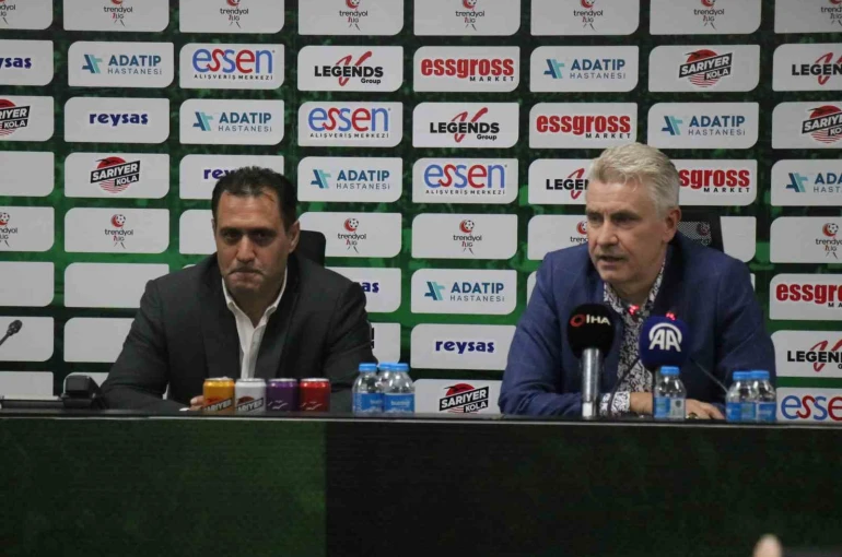 Sakaryaspor’da Serhat Sütlü için imza töreni düzenlendi 