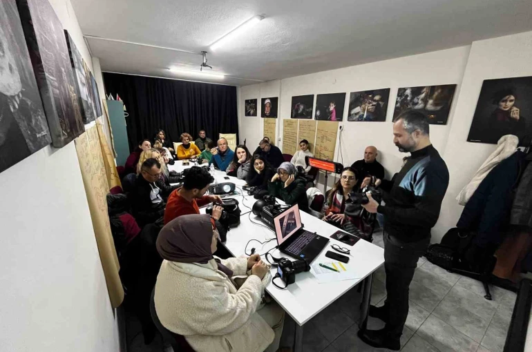 SALFOD’tan fotoğrafa ilgi duyanlara uygulamalı atölye çalışması 