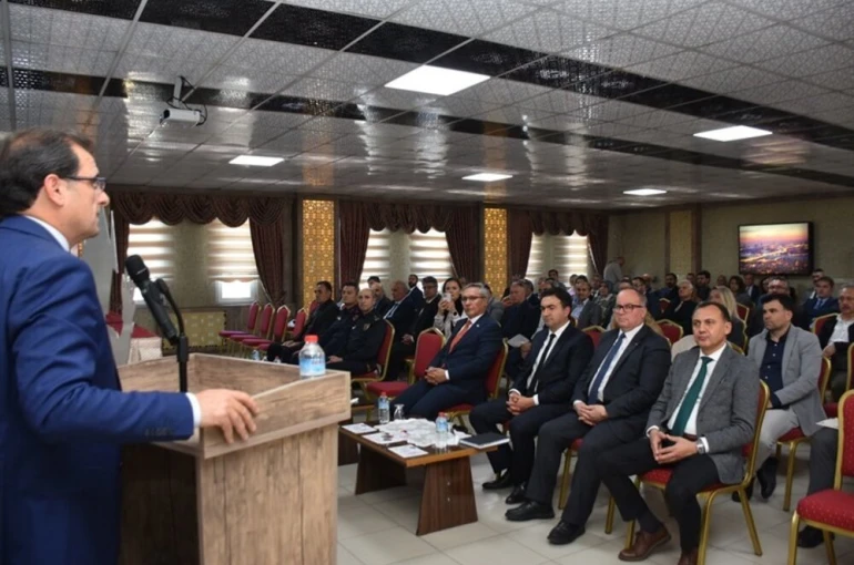 Salihli eğitimde yeni dönem! ‘Eğitime Destek Projesi’ tanıtıldı