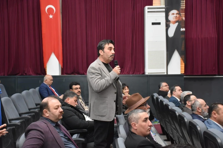 Salihli’de muhtarlar toplantısı yapıldı 