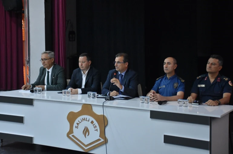 Salihli’de yeni eğitim öğretim yılı trafik tedbirleri masaya yatırıldı 