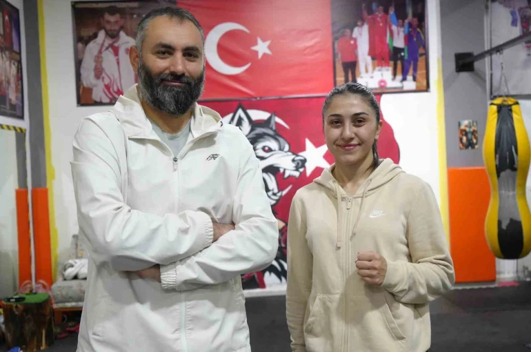 Şampiyon kick bokçu Asuman Çığlıoğlu, unvanını korumak için ringe çıkacak 