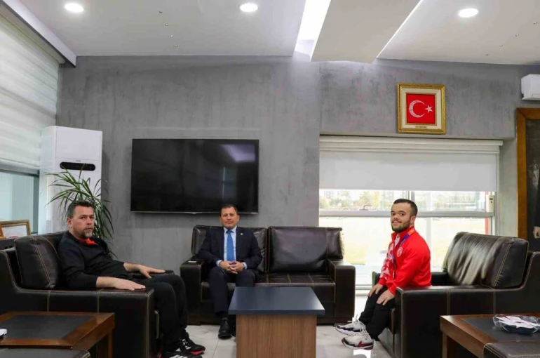 Şampiyondan İl Müdürü Kabakcı’ya ziyaret 