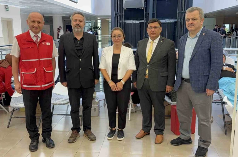 Samsun Adliyesi’nde Kızılay’a kan bağışı kampanyası 