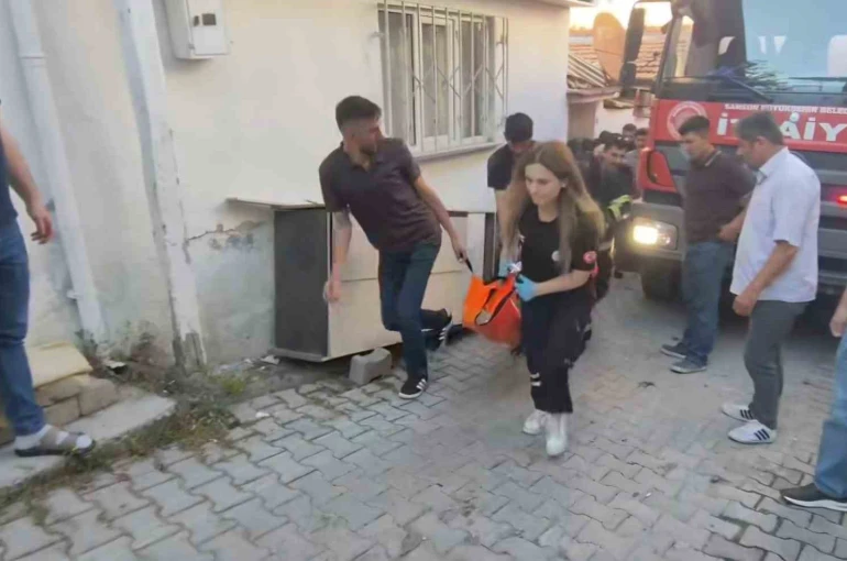 Samsun Vezirköprü’de ev yangını: 1 ağır yaralı 