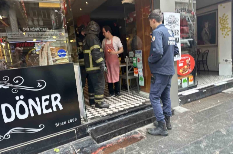 Samsun’da 5 katlı apartmanda yangın paniği 
