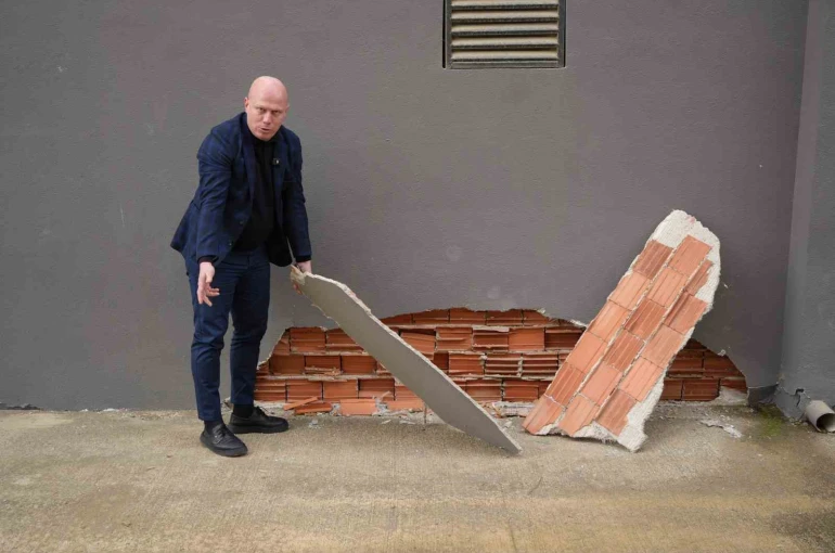 Samsun’da apartmanlarda derin çatlaklar: Bina sakinleri tedirgin 