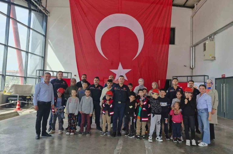 Samsun’da özel öğrencilere itfaiye eğitimi 