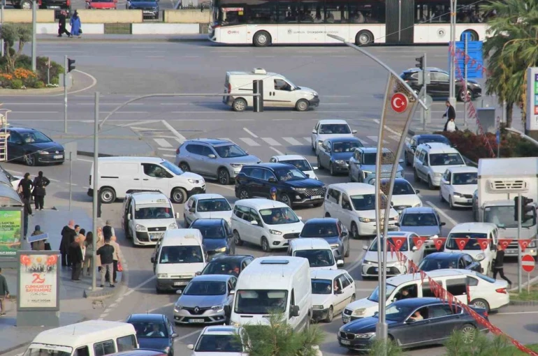 Samsun’da trafik yükü artıyor: Araç sayısı 530 bine dayandı 