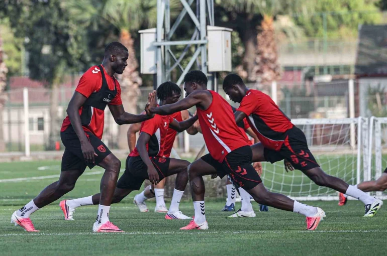 Samsunspor, Çaykur Rizespor karşısında 3 puanla tanışmak istiyor
