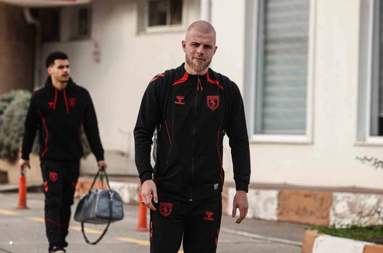 Samsunspor, Kasımpaşa maçı için İstanbul’a gitti 