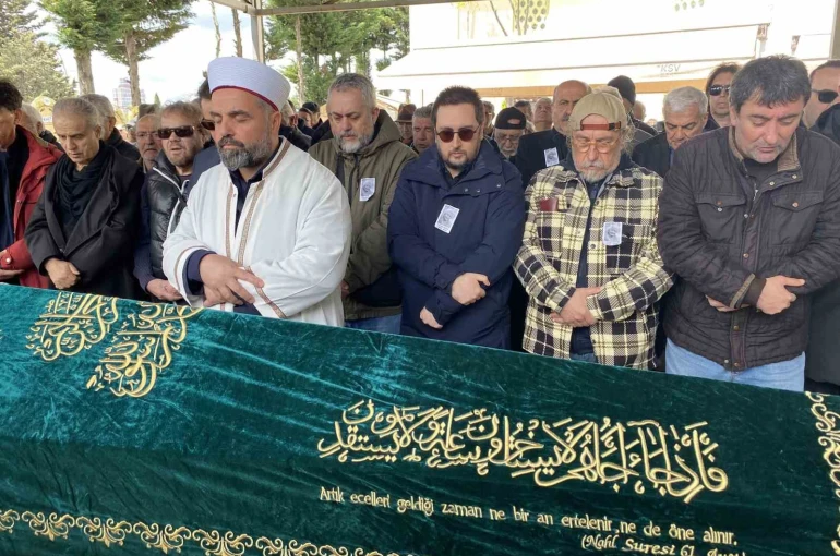 Sanatçı Tülay Özer son yolculuğuna uğurlandı 