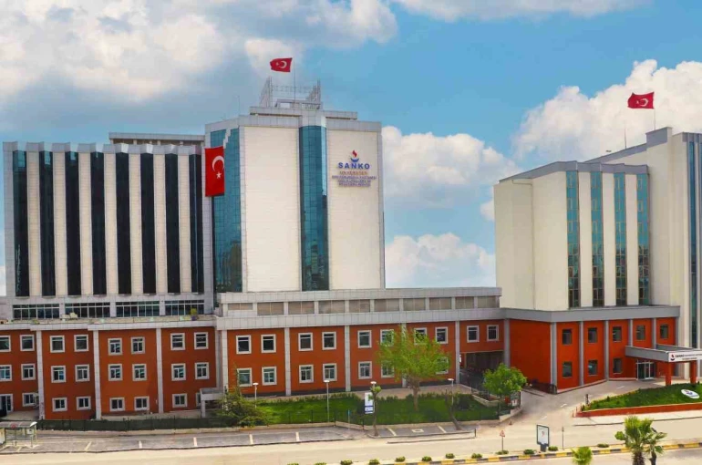 SANKO Üniversitesi Hastanesi saç ekim merkezi hizmet vermeye başladı 