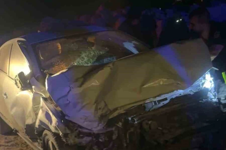 Şanlıurfa’da 2 otomobil çarpıştı: 1 ölü, 4 yaralı