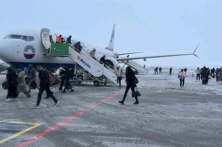 Şanlıurfa’da bir yılda 1 milyon 60 bin 905 kişi uçtu 