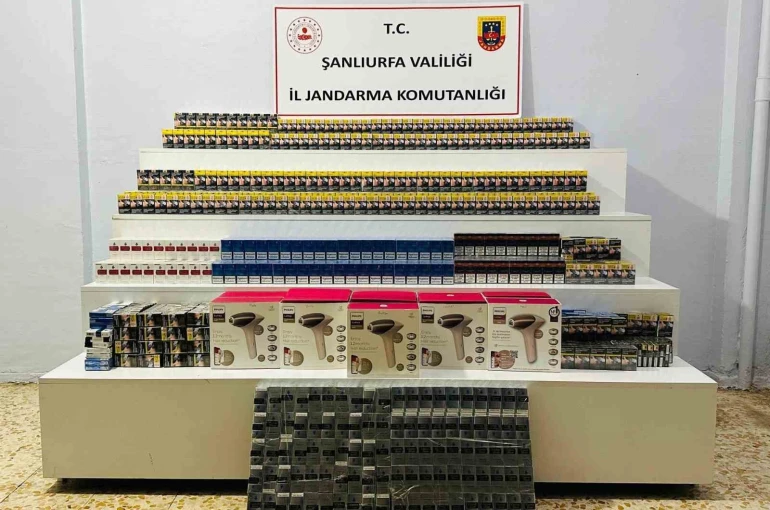 Şanlıurfa’da kaçak sigara ve telefon ele geçirildi 