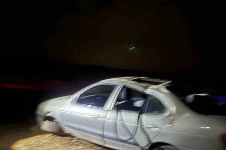 Şanlıurfa’da şarampole uçan otomobildeki 1 kişi öldü, 2 kişi yaralandı 