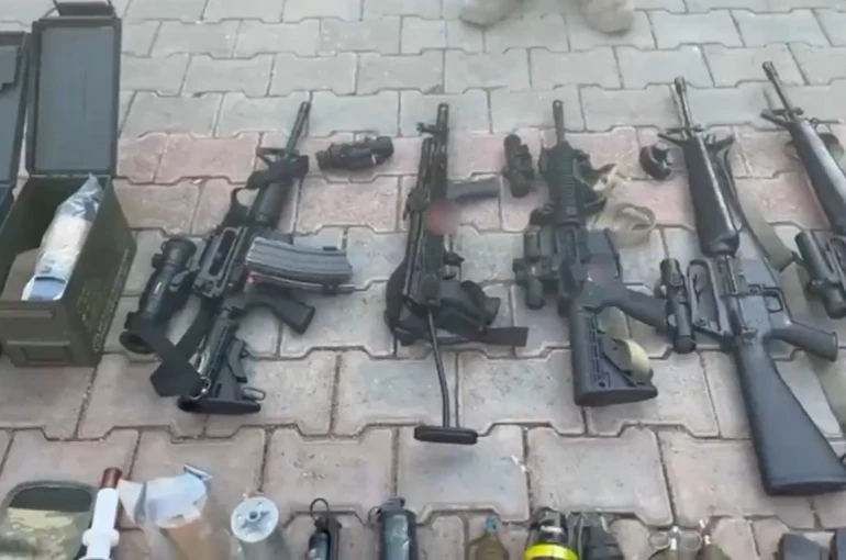 Şanlıurfa’da silah kaçakçılığı operasyonunda cephanelik ele geçirildi: 2 tutuklama