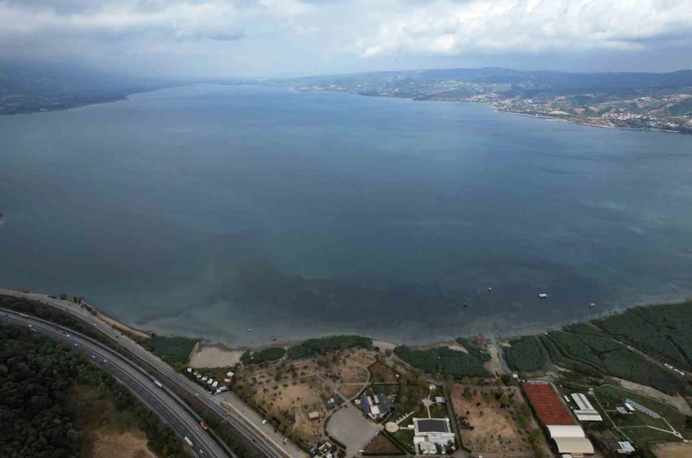 Sapanca Gölü’nden fabrikaların yıllık çektiği su miktarı 