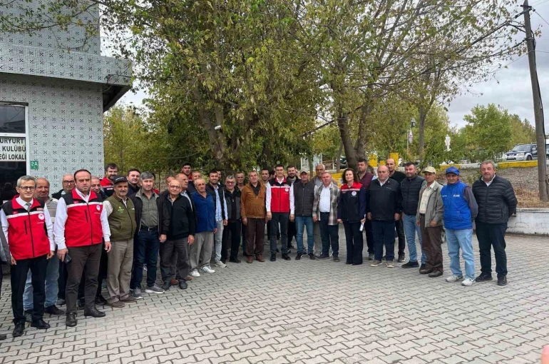 Saray’da çiftçilere yüzde 50 hibe destekli 750 kilogram kanola tohumu dağıtıldı 