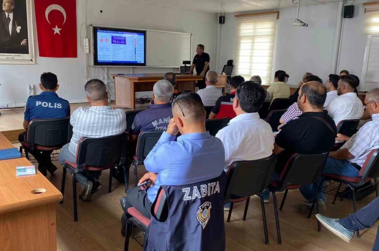 Sarıgöl’de afete hazırlık eğitimi verildi 