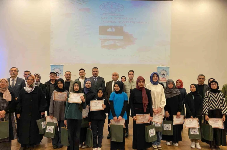 Sarıgöl’de "Genç Nida Kur’an-ı Kerim’i Güzel Okuma Yarışması" yapıldı 