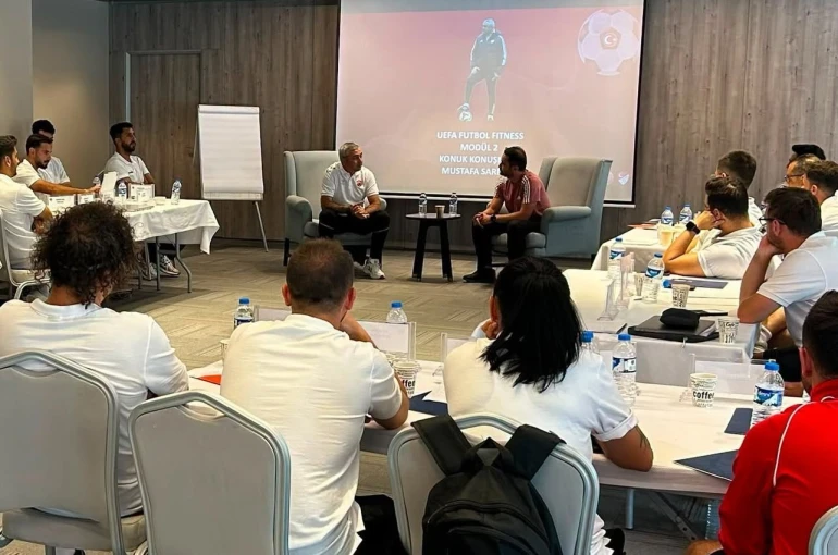 Sarıgül, UEFA Fitness B-1 Kursunda tecrübelerini paylaştı 