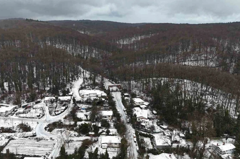 Sarıyer’de kış manzarası havadan görüntülendi 