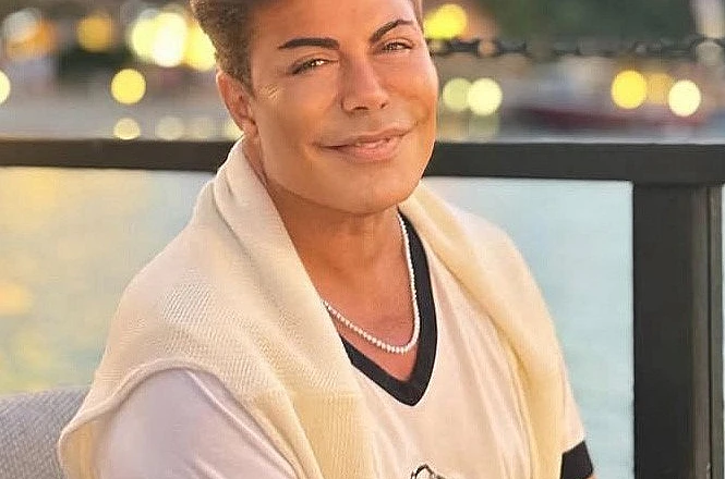 Şarkıcı Fatih Ürek hayatını kaybetti