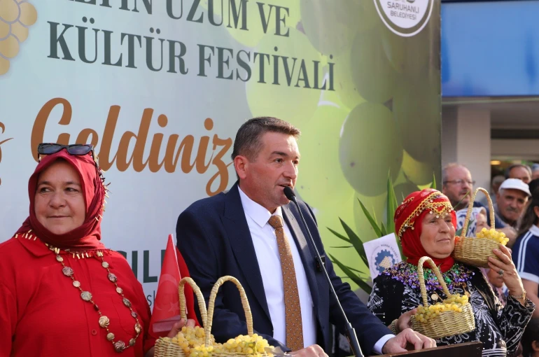 Saruhanlı 18. Üzüm Festivali ile renklendi