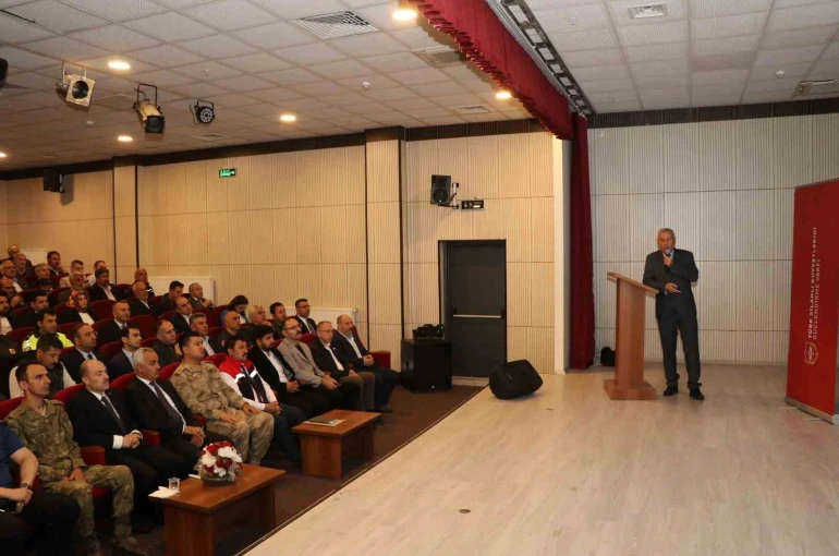 Savunma sanayii ve Türk Silahlı Kuvvetlerini Güçlendirme Vakfı’nı anlattılar 