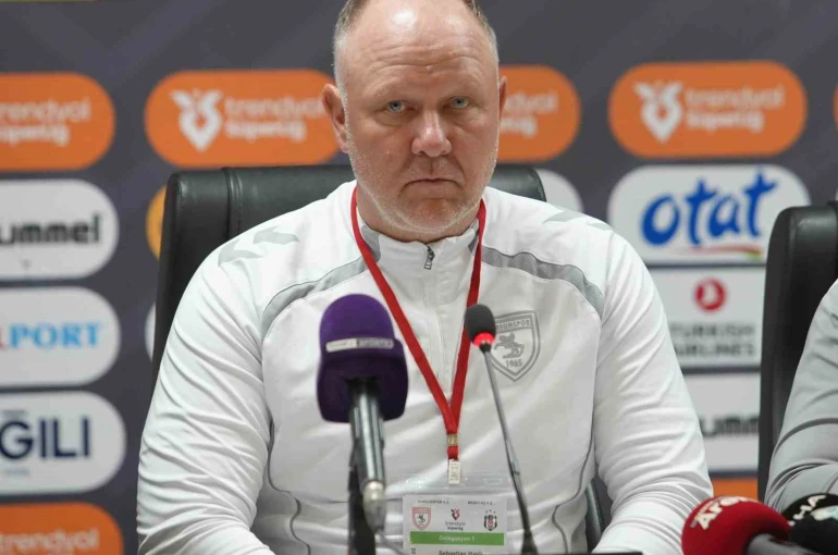 Sebastian Hahn: "25 yıl sonra Beşiktaş’ı yenmek bizi mutlu etti" 