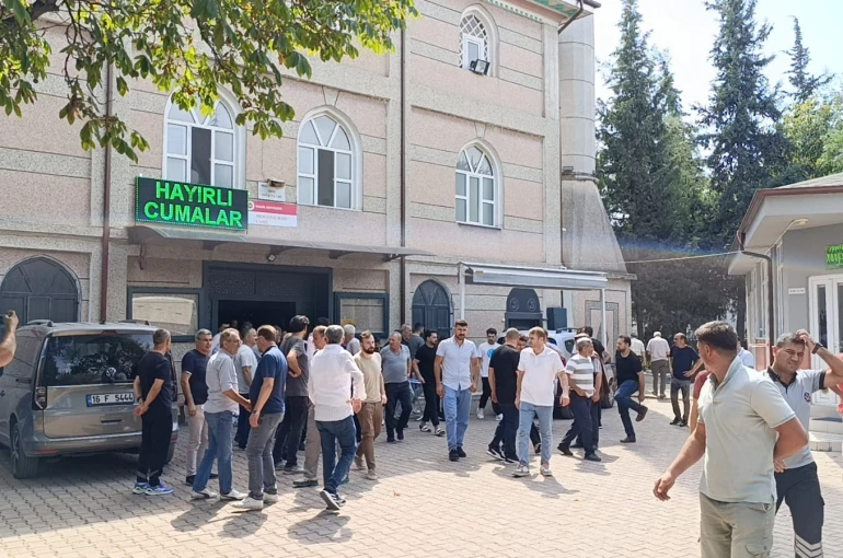 Şehit Aydemir için gıyabi cenaze namazı 