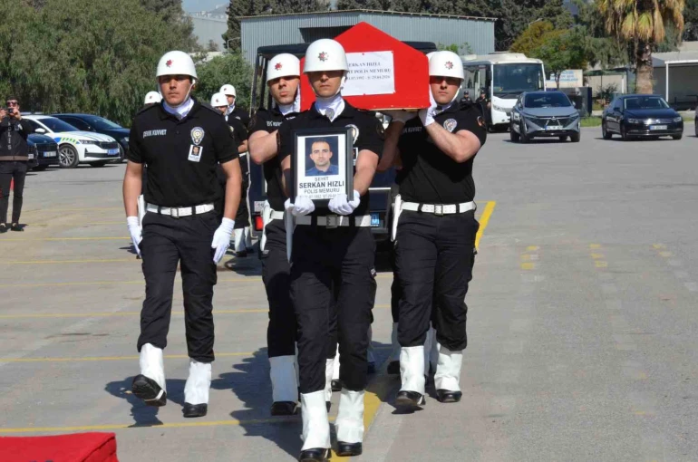 Şehit Polis Serkan Hızlı, İzmir’den dualarla uğurlandı 