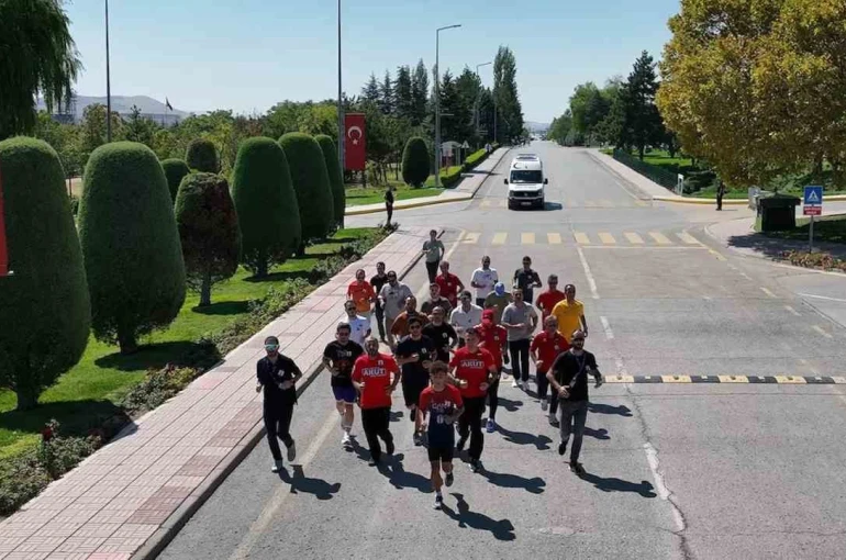 Şehit TUSAŞ mühendisi için ‘Anma Koşusu’ düzenlendi 